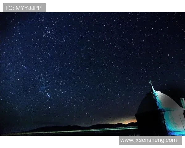 足球精灵的奇幻旅程:从草地到星空的梦想与追逐 足球精灵的奇幻旅程:从草地到星空的梦想与追逐
